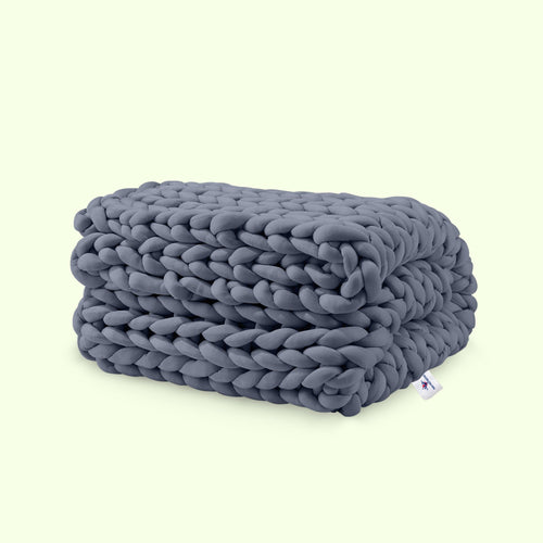 Chunky Knit Blanket – Handwoven, Soft & Cozy Throw